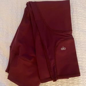 ALO leggings